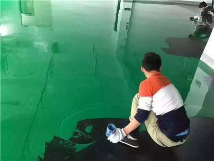 秀山下面给你一份环氧地坪漆施工的完整流程